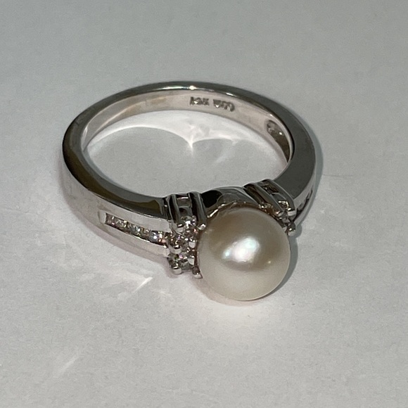 Solid Stamped 14K White Gold Genuine Cultured Pearl Natural Diamond Ring - Picture 12 of 13